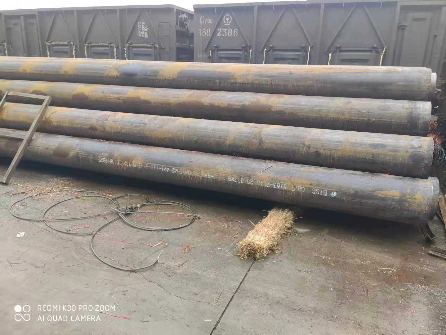 淺析直縫焊管的兩種成型工藝高頻直縫鋼管和埋弧焊直縫鋼管。